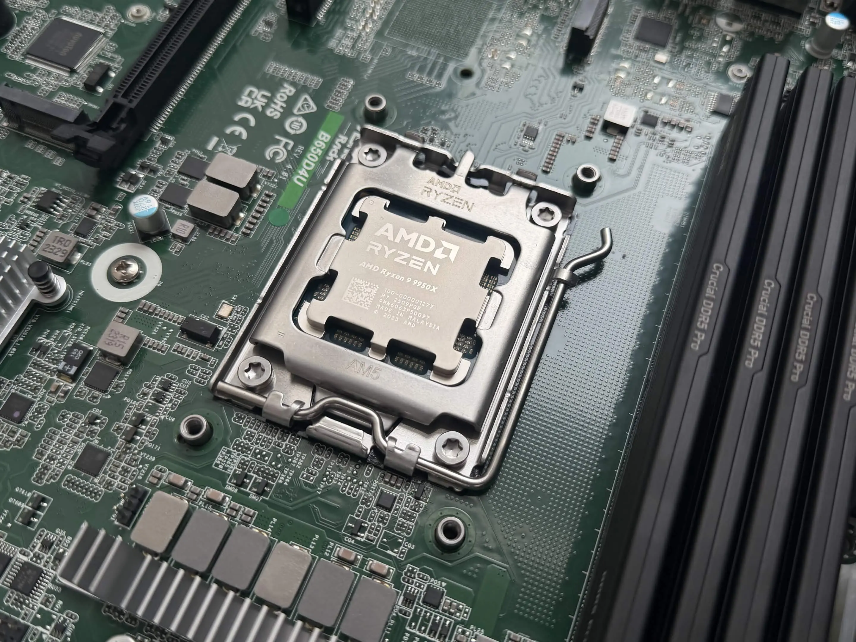 Infrastructure serveur VPS Ryzen de niveau entreprise avec processeurs AMD Ryzen pour applications haute performance